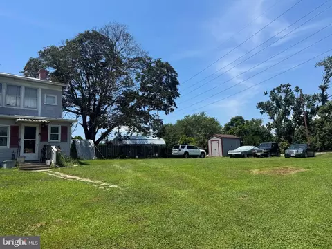 Exterior - 1245 E Main St, Luray, VA 22835 photo 5 of 7