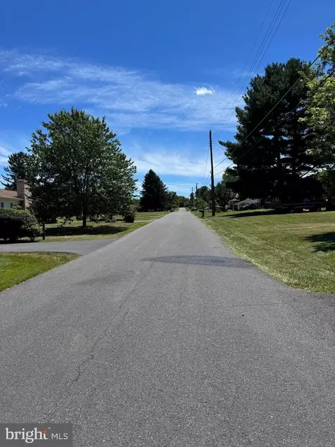View/Area - 2 Springcrest Dr, Luray, VA 22835 photo 1 of 1
