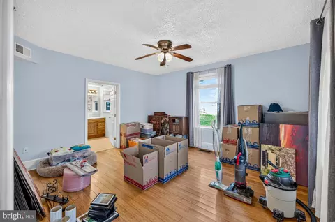 Other - 418 E Main St, Luray, VA 22835 photo 10 of 19