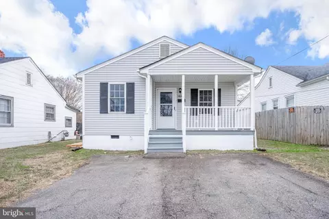 1820 Stuart Ave, Petersburg, VA 23803