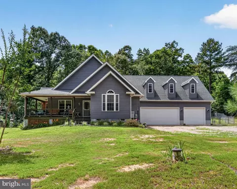 89 Watson Blvd, Meherrin, VA 23954