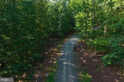 00 Leesville Lake Dr, Pittsville, VA 24139