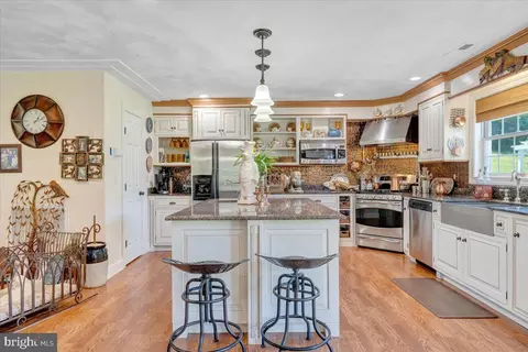 Kitchen - 2170 Lone Ivy Rd, Stuart, VA 24171 photo 2 of 8
