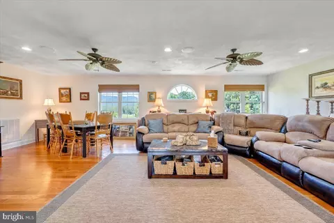Living - 2170 Lone Ivy Rd, Stuart, VA 24171 photo 7 of 8