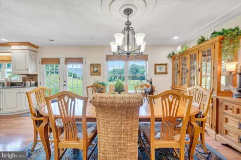 Dining - 2170 Lone Ivy Rd, Stuart, VA 24171 photo 2 of 4