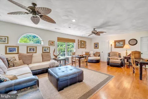 Living - 2170 Lone Ivy Rd, Stuart, VA 24171 photo 5 of 8