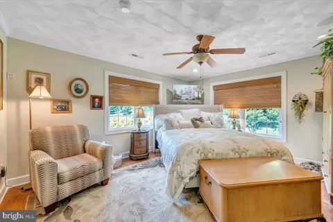 Bedroom - 2170 Lone Ivy Rd, Stuart, VA 24171 photo 7 of 10