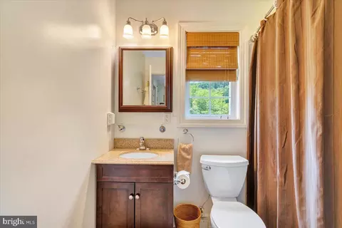 Bath - 2170 Lone Ivy Rd, Stuart, VA 24171 photo 6 of 9