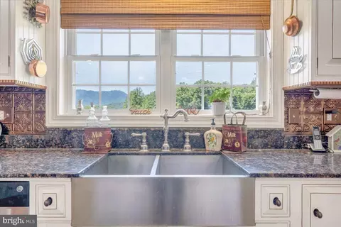Kitchen - 2170 Lone Ivy Rd, Stuart, VA 24171 photo 5 of 8