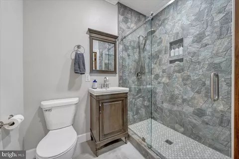 Bath - 415 Grahams Farm Rd, Stuart, VA 24171 photo 7 of 13