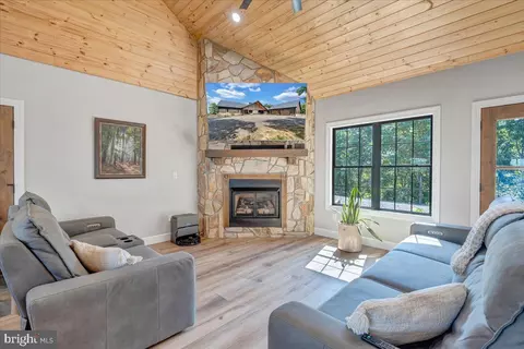 Living - 415 Grahams Farm Rd, Stuart, VA 24171 photo 1 of 5