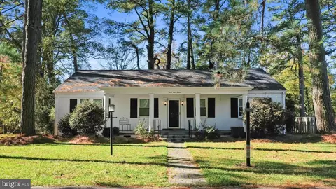 4412 Gannon Rd, Portsmouth, VA 23703