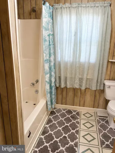 Bath - 7431 Walker Rd, Dublin, VA 24084 photo 1 of 1