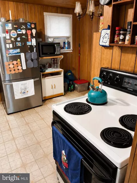Kitchen - 7431 Walker Rd, Dublin, VA 24084 photo 1 of 1