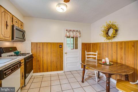 4041 C St, Triangle, VA 22172 photo 16