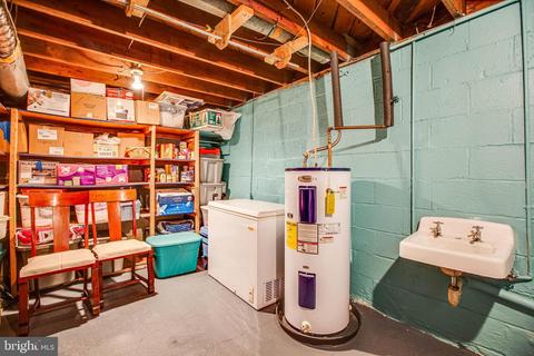 4041 C St, Triangle, VA 22172 photo 19