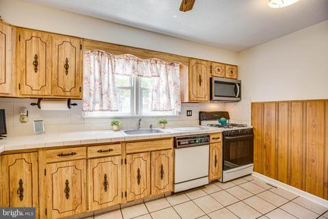 4041 C St, Triangle, VA 22172 photo 12