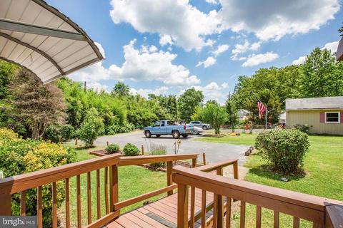 4035 C St, Triangle, VA 22172 photo 9