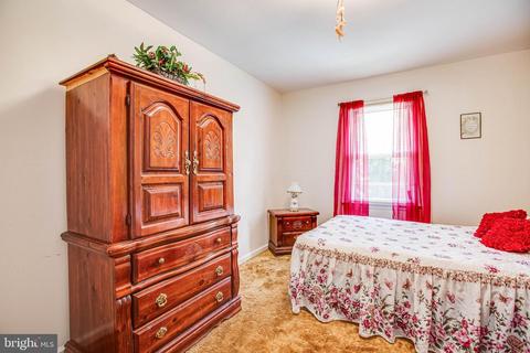 4035 C St, Triangle, VA 22172 photo 5