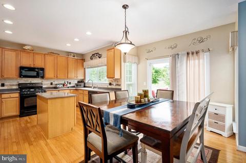 4190 Agency Loop, Triangle, VA 22172 photo 14