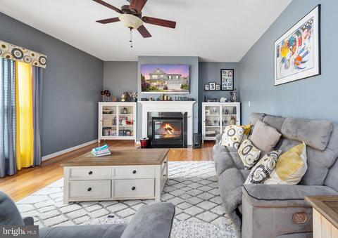 4190 Agency Loop, Triangle, VA 22172 photo 10