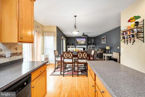 4190 Agency Loop, Triangle, VA 22172 photo 19