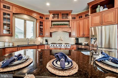 8276 Roxborough Loop, Gainesville, VA 20155 photo 21