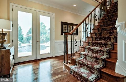 8276 Roxborough Loop, Gainesville, VA 20155 photo 17