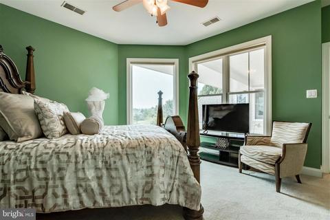 8276 Roxborough Loop, Gainesville, VA 20155 photo 64