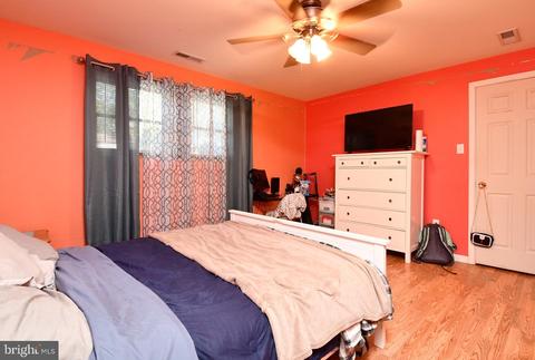 18916 Red Oak Ln, Triangle, VA 22172 photo 22