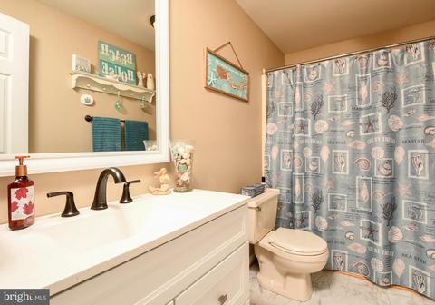 18916 Red Oak Ln, Triangle, VA 22172 photo 15