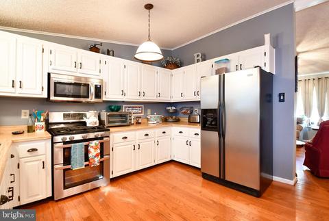 18916 Red Oak Ln, Triangle, VA 22172 photo 14