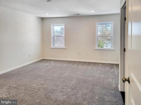 18523 Amidon Ave, Triangle, VA 22172 photo 11