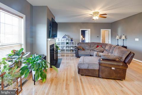 4156 Agency Loop, Triangle, VA 22172 photo 10