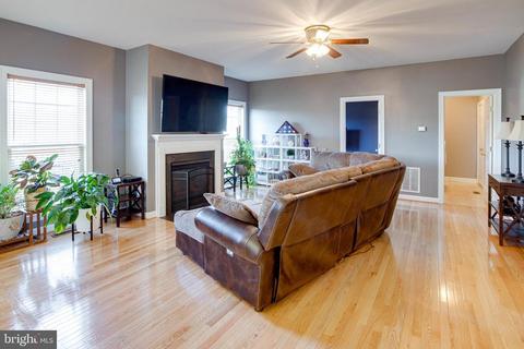 4156 Agency Loop, Triangle, VA 22172 photo 9