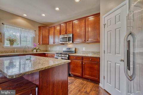 18575 Quantico Gateway Dr, Triangle, VA 22172 photo 14