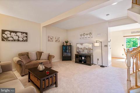 7239 Traphill Way, Gainesville, VA 20155 photo 3