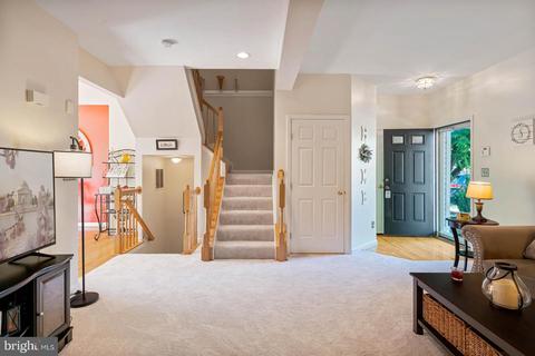 7239 Traphill Way, Gainesville, VA 20155 photo 9
