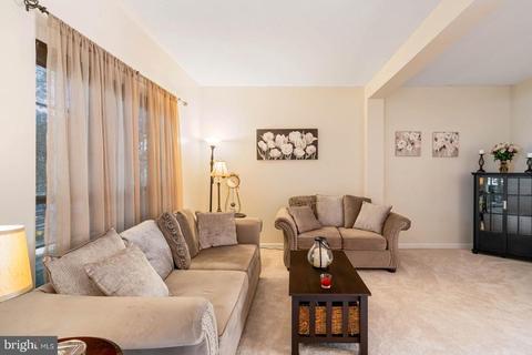 7239 Traphill Way, Gainesville, VA 20155 photo 4