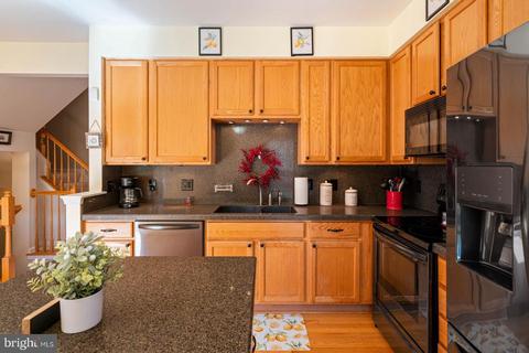 7239 Traphill Way, Gainesville, VA 20155 photo 14