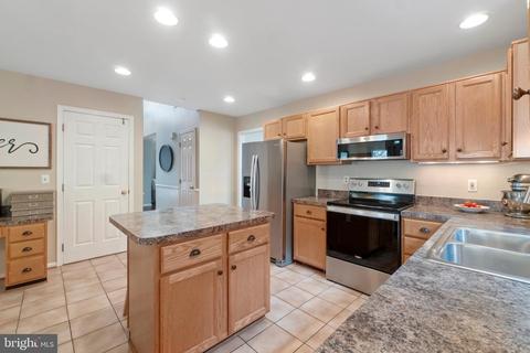 9074 Cottage Loop, Bristow, VA 20136 photo 13