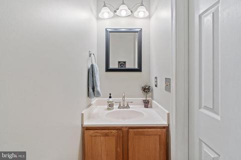 9074 Cottage Loop, Bristow, VA 20136 photo 16