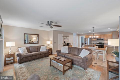 9074 Cottage Loop, Bristow, VA 20136 photo 18