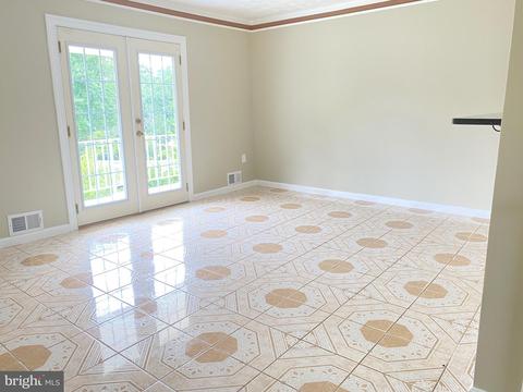 3498 Beechwood Ln, Triangle, VA 22172 photo 5