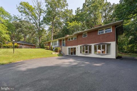 18323 Candice Dr, Triangle, VA 22172 photo 4