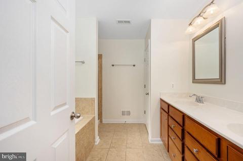 4208 Lehman Ct, Triangle, VA 22172 photo 43