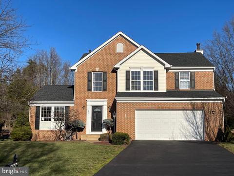 1596 Wood Duck Ct, Woodbridge, VA 22191
