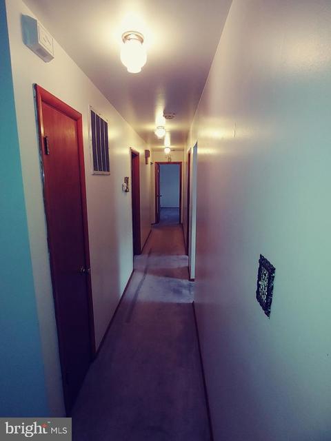 19005 Queen Dr, Triangle, VA 22172 photo 11