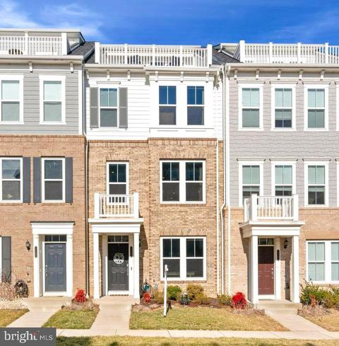 17266 Herring Gull Ln, Dumfries, VA 22026