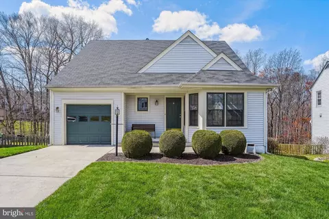 12204 Dapple Gray Ct, Woodbridge, VA 22192